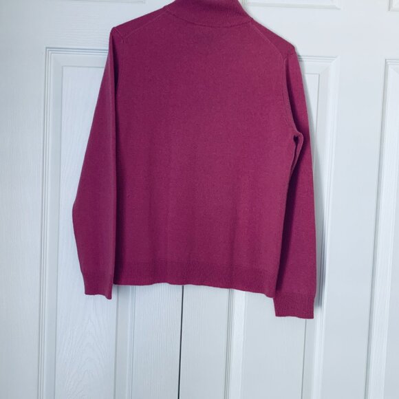 100% Cashmere Mock Neck Sweater – Deep Pink – Classic Old Money Style – Women’s - Picture 9 of 10